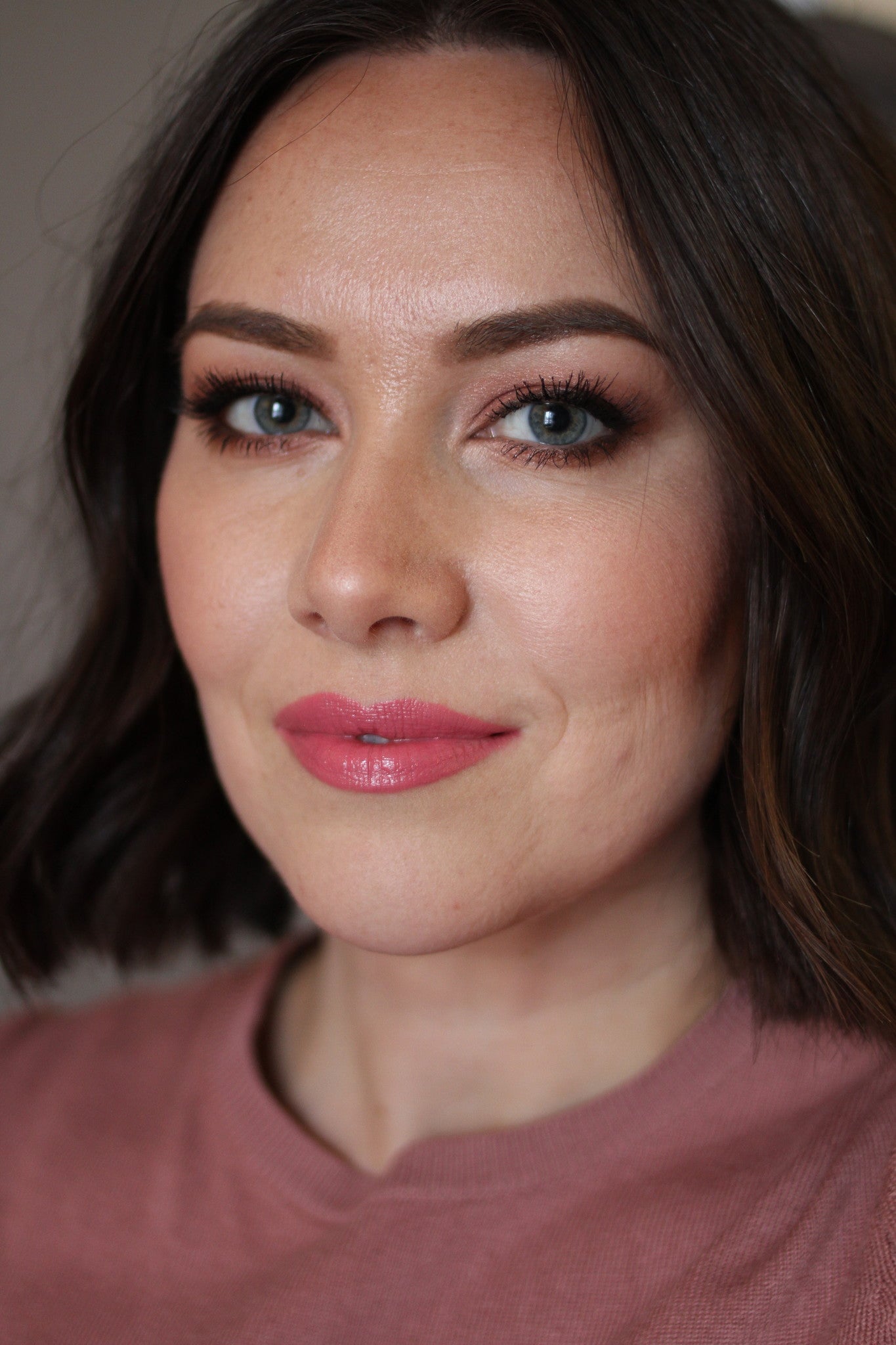 Exquisite Lip Gloss - Guava